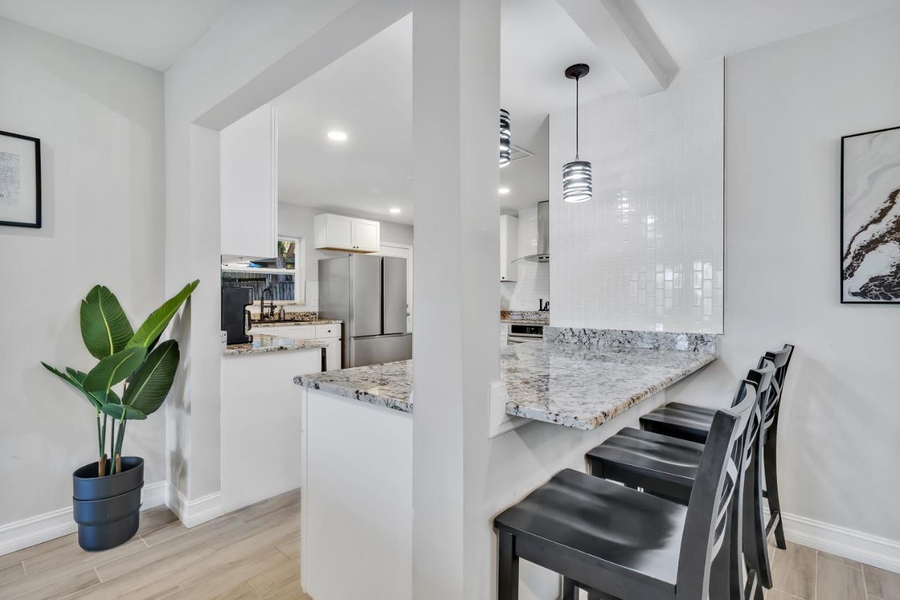 Modern Lake Front Casita Near Winter Park! Orlando Eksteriør bilde